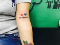 Tattoo - Tatuaje - tatuagem - "90 minutos de felicidad, rojo y azul como mi corazón." Tatuaje de la Barra: Rexixtenxia Norte • Club: Independiente Medellín