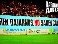 Trapo - Bandeira - Faixa - Telón - "QUIEREN BAJARNOS, NO SABEN COMO HACER" Trapo de la Barra: Barra Fuerte • Club: Patronato • País: Argentina