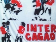 Trapo - Bandeira - Faixa - Telón - "Inter cagão!" Trapo de la Barra: Geral do Grêmio • Club: Grêmio
