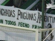 Trapo - Bandeira - Faixa - Telón - "HINCHADAS PINGÃœINAS ARGENTINAS SON TODOS PECHOS FRIO" Trapo de la Barra: La Banda del Sur • Club: Banfield