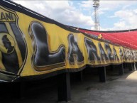 Trapo - Bandeira - Faixa - Telón - Trapo de la Barra: La Raza Aurinegra • Club: Guaraní de Asunción • País: Paraguay