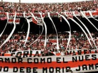Trapo - Bandeira - Faixa - Telón - "Un amor como el nuestro no debe morir jamas" Trapo de la Barra: Los Borrachos del Tablón • Club: River Plate