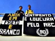 Trapo - Bandeira - Faixa - Telón - "Sentimento e loucura!!!" Trapo de la Barra: Movimento 90 • Club: ABC • País: Brasil