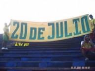 Trapo - Bandeira - Faixa - Telón - "20 de julio" Trapo de la Barra: Rebelión Auriverde Norte • Club: Real Cartagena • País: Colombia