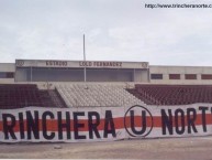 Trapo - Bandeira - Faixa - Telón - Trapo de la Barra: Trinchera Norte • Club: Universitario de Deportes • País: Peru