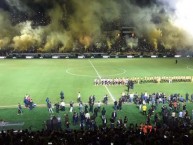 Foto: "Inauguración del Estadio Campeón del Siglo 28/03/2016" Barra: Barra Amsterdam • Club: Peñarol