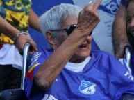 Foto: "De Millos para toda la vida" Barra: Comandos Azules • Club: Millonarios