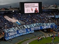 Foto: "EN TU CARA FUI CAMPEÓN" Barra: Comandos Azules &bull; Club: Millonarios