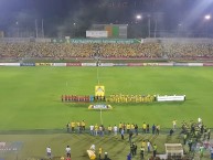 Foto: "VS IND MEDELLIN" Barra: Fortaleza Leoparda Sur • Club: Atlético Bucaramanga • País: Colombia