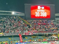 Foto: Barra: Frente Rojiblanco Sur &bull; Club: Junior de Barranquilla &bull; País: Colombia