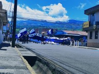 Foto: Barra: Fuerza Azul • Club: Cartaginés • País: Costa Rica