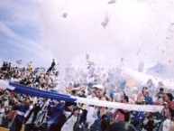 Foto: "La Fuerza Azul año 2000 en sus inicios" Barra: Fuerza Azul • Club: Cartaginés • País: Costa Rica