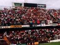 Foto: "La doce en sus inicios cuando se creo" Barra: La 12 • Club: Alajuelense • País: Costa Rica