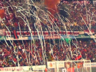 Foto: Barra: La 12 &bull; Club: Alajuelense