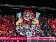 Foto: Barra: La 12 &bull; Club: Alajuelense &bull; País: Costa Rica