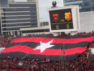 Foto: Barra: La 12 &bull; Club: Alajuelense &bull; País: Costa Rica