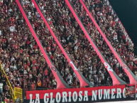 Foto: Barra: La 12 &bull; Club: Alajuelense &bull; País: Costa Rica