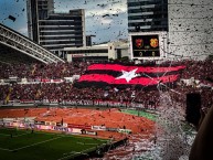 Foto: Barra: La 12 &bull; Club: Alajuelense &bull; País: Costa Rica
