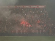 Foto: Barra: La 12 &bull; Club: Alajuelense &bull; País: Costa Rica