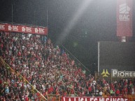 Foto: Barra: La 12 &bull; Club: Alajuelense &bull; País: Costa Rica