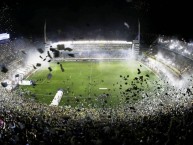 Foto: "Lluvia de papelitos y luces en La Bombonera" Barra: La 12 • Club: Boca Juniors