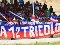 Foto: Barra: La 12 Tricolor • Club: C.A. Mannucci