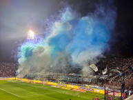 Foto: Barra: La Banda de Fierro 22 &bull; Club: Gimnasia y Esgrima &bull; País: Argentina