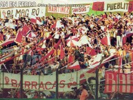 Foto: Barra: La Banda de la Quema &bull; Club: Huracán