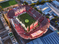 Foto: Barra: La Banda de la Quema &bull; Club: Huracán &bull; País: Argentina