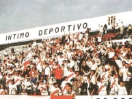 Foto: "La vieja banda en matute" Barra: La Banda del Basurero • Club: Deportivo Municipal