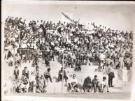 Foto: "La hinchada más antigua del Perú (Ex Barra Asociación Echa Muni)" Barra: La Banda del Basurero • Club: Deportivo Municipal