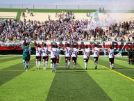 Foto: Barra: La Banda del Basurero • Club: Deportivo Municipal • País: Peru