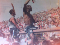 Foto: Barra: La Banda del Basurero &bull; Club: Deportivo Municipal &bull; País: Peru