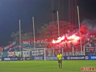 Foto: "Pirotecnia de Rampla Juniors vs UTC Cajamarca en la copa sudamericana" Barra: La Banda del Camion • Club: Rampla Juniors