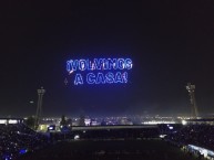 Foto: "El show de drones de Godoy Cruz en el Feliciano Gambarte." Barra: La Banda del Expreso &bull; Club: Godoy Cruz