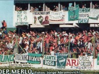 Foto: "contra Deportivo merlo, año 2004" Barra: La Banda del León &bull; Club: Ituzaingó