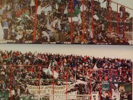 Foto: "en moron, contra laferrere, ituzaingo campeon 2001" Barra: La Banda del León &bull; Club: Ituzaingó