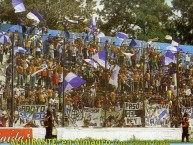 Foto: "en almagro, contra almirante, año 2007" Barra: La Banda del Parque &bull; Club: Deportivo Merlo