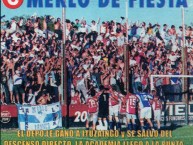 Foto: "en la cancha de ituzaingo, año 2004" Barra: La Banda del Parque &bull; Club: Deportivo Merlo