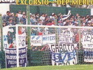 Foto: "en excursio, año 2005" Barra: La Banda del Parque • Club: Deportivo Merlo • País: Argentina