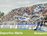 Foto: Barra: La Banda del Parque &bull; Club: Deportivo Merlo &bull; País: Argentina