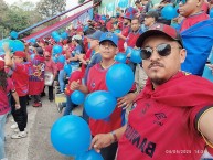 Foto: "Apoyando al mimado de la afición club social y deportivo MUNICIPAL " Barra: La Banda del Rojo • Club: Municipal