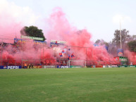 Foto: Barra: La Banda del Rojo &bull; Club: Municipal &bull; País: Guatemala