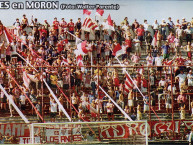 Foto: Barra: La Banda Descontrolada &bull; Club: Los Andes