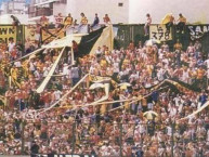 Foto: "En Caballito vs Ferro" Barra: La Banda Monstruo &bull; Club: Almirante Brown