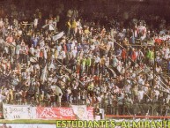 Foto: "en racing, final de Ida, año 2007" Barra: La Barra de Caseros &bull; Club: Club Atlético Estudiantes &bull; País: Argentina