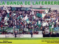 Foto: "contra almirante, en caseros, año 2004" Barra: La Barra de Laferrere 79 &bull; Club: Deportivo Laferrere