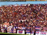 Foto: "en armenio, año 2004" Barra: La Barra Del Matador &bull; Club: Tigre