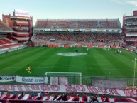 Foto: "Estadio Libertadores de América" Barra: La Barra del Rojo • Club: Independiente