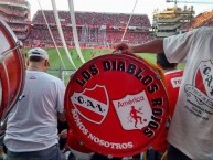 Foto: "Bombo referente a la amistad de Independiente y América de Cali" Barra: La Barra del Rojo • Club: Independiente